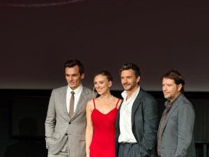 侏罗纪世界，重生中国首映礼盛况，导演主创与粉丝互动，口碑积极，7月2日上映